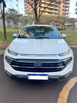 FIAT TORO 1.3 TURBO 270 FLEX FREEDOM AT6 FIAT TORO 1.3 TURBO 270 FLEX FREEDOM AT6